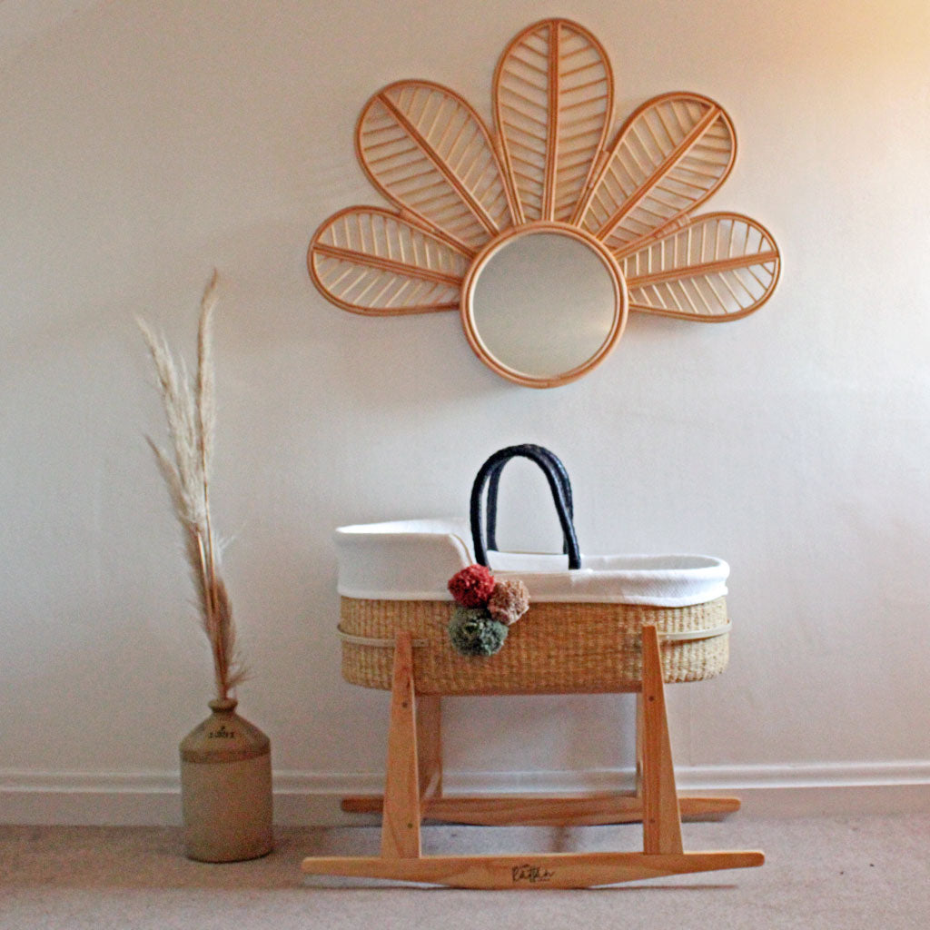 Esi natural handwoven grass moses basket with black leather handles baby moses basket natural baby bassinet and stand