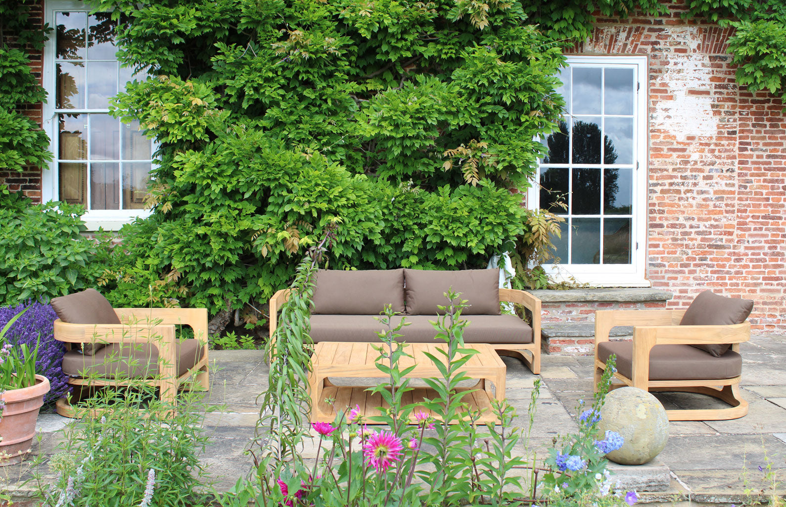 Teak Outdoor 5 Seater Patio Sofa Set with Coffee Table