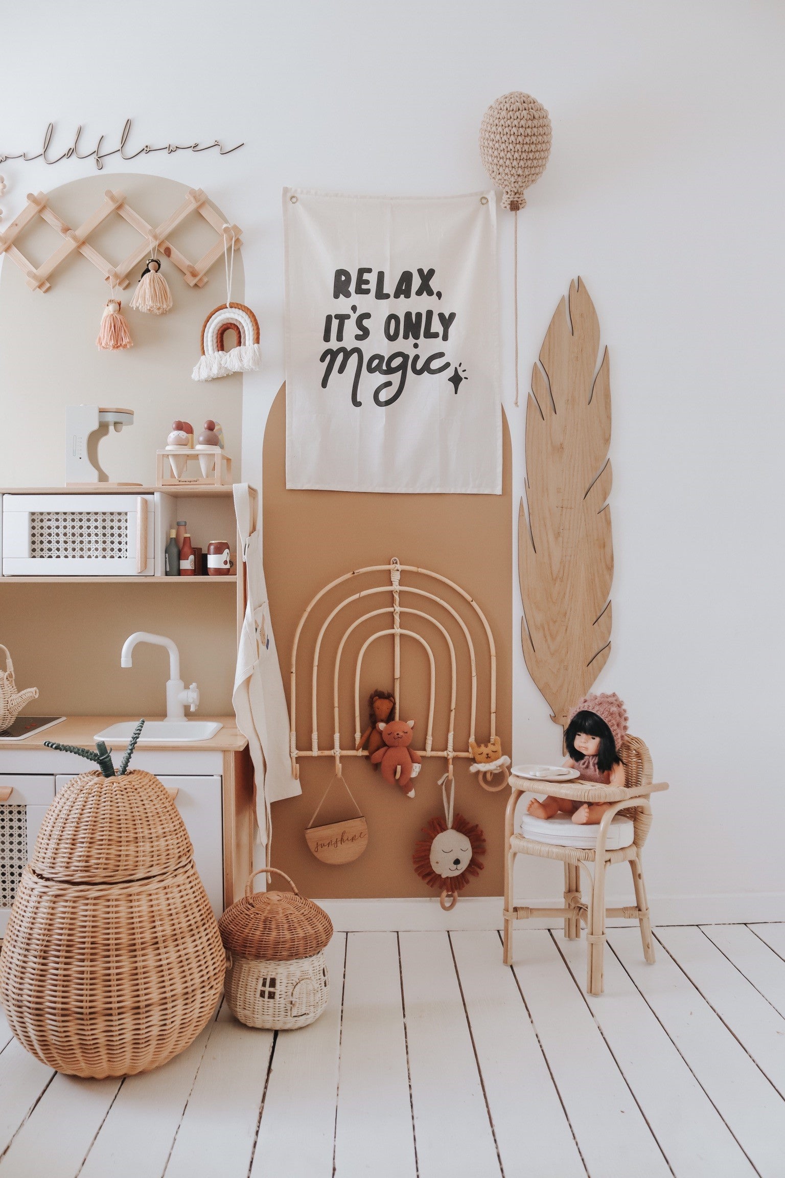 Rainbow Rattan Wall Hooks – The Rattan Company