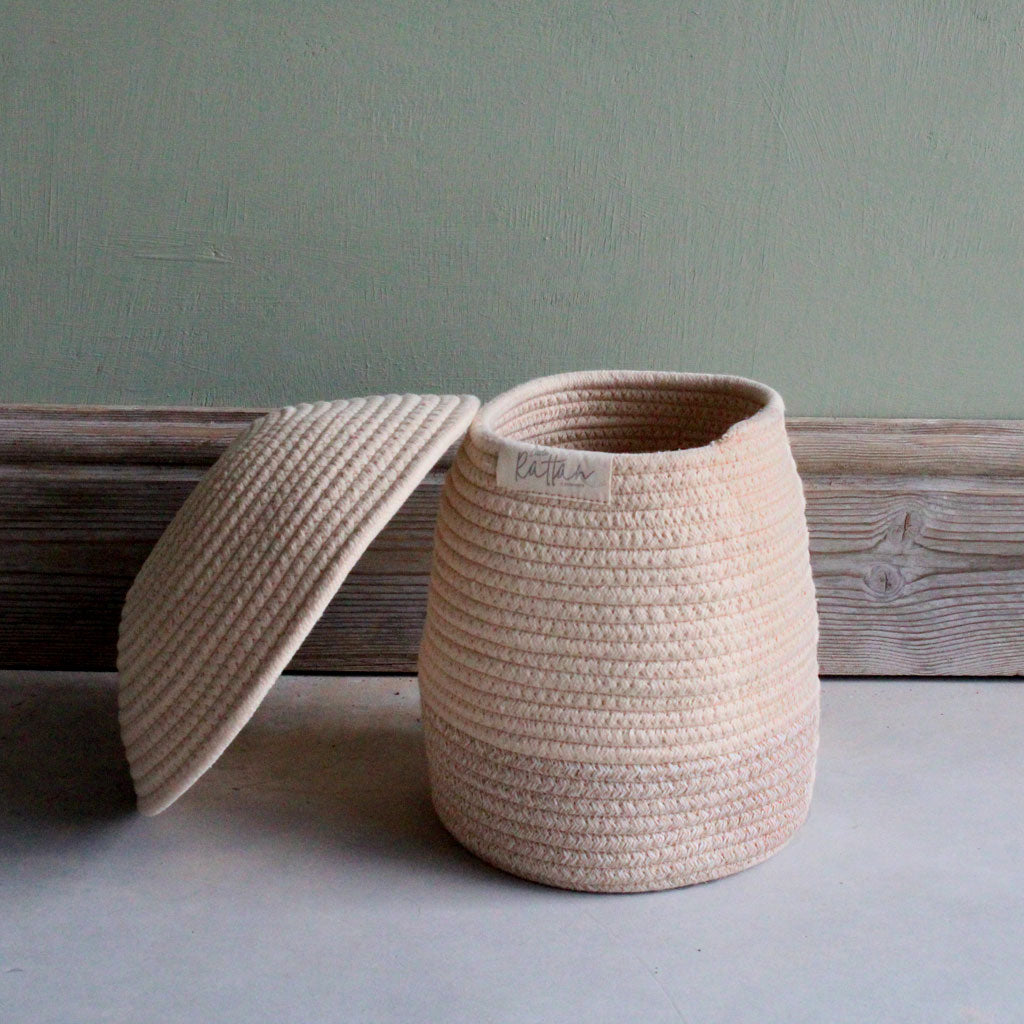 Rope basket with lid store